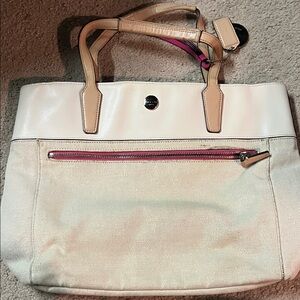Coach, elegant cream Tan Women's Bag